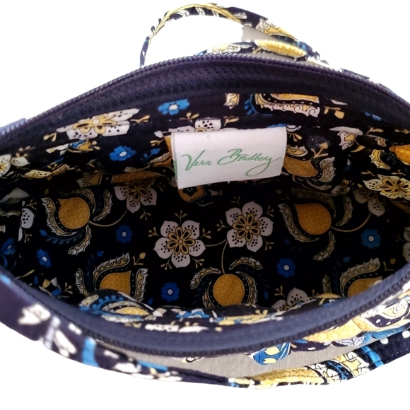 Vera Bradley Shoulder Bag - Picture 2 of 8